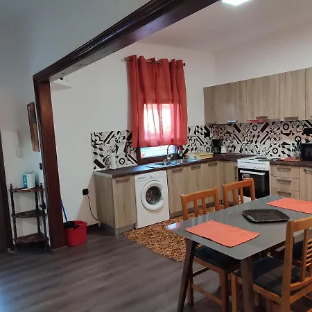 Asterios House Apartment *