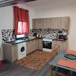Asterios House Daire