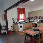 Asterios House Appartement *