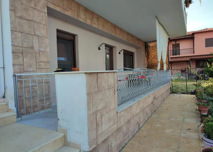 Asterios House *